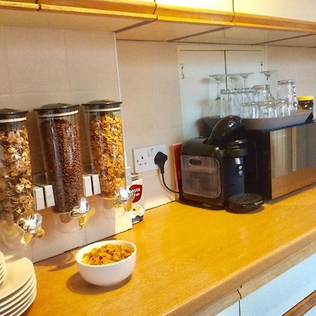 Gateway House Bed and Breakfast Didcot Exteriör bild