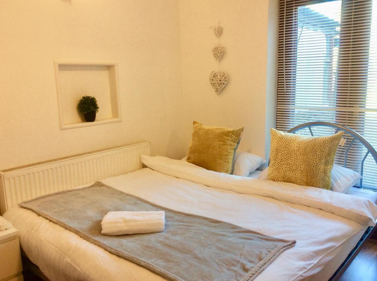 Gateway House Bed and Breakfast Didcot Exteriör bild